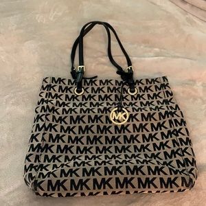Michael Kors tote with minimal wear
